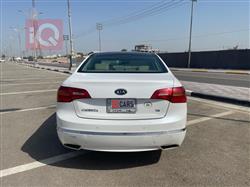 كيا كادينزا